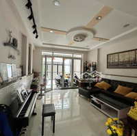 Nhà Mới Đẹp Dọn Vào Ở Ngay - Dtcn 104M2 - Giá: 16.3 Tỷcó Thương Lượngngay Đường Cmt8 - Quận 10. Có Thang Máy