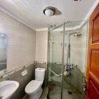 Cho thuê nhà riêng Ngọc Thụy 30m2 5 tầng 3 ngủ oto đỗ cách nhà 5m giá 10tr.