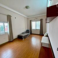 Cho thuê nhà riêng Ngọc Thụy 30m2 5 tầng 3 ngủ oto đỗ cách nhà 5m giá 10tr.