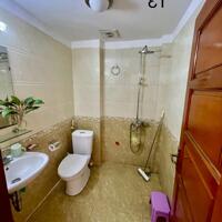 Cho thuê nhà riêng Ngọc Thụy 30m2 5 tầng 3 ngủ oto đỗ cách nhà 5m giá 10tr.