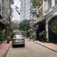 Bán Nhà Phân Lô Ô Tô Tránh Phố Phùng Chí Kiên Phường Nghĩa Đôdiện Tích56M2 X 4 Tầngmặt Tiền4M. Gía 16.5 Tỷ