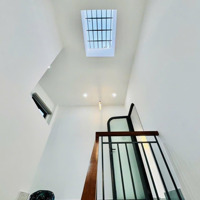 Bán Gấp Nhàhẽm Xe Hơibành Văn Trân, Phường 7, Tân Bình, 72M2, 3 Tỷ950 Sổ Hồng Riêng, Có Hđ Thuê 15 Tr/Th