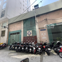Cho Thuê Nhà Cấp 4 Đối Diện New World 700M2 Giá 250 Triệu/Th (20X35M) Liên Hệ: 0903752978