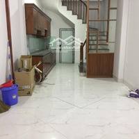 Nhà Riêng Ngõ Phố Minh Khai Mai Độngdiện Tích32M2X5T Giá 12 Triệu