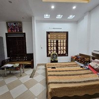 Bán Nhà Riêng Ngõ 49 Huỳnh Thúc Kháng, Đống Đa, Diện Tích 25M2 X 5 Tầng, Mặt Tiền 5,7M Giá Bán 7,1 Tỷ