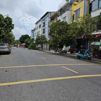 Liền Kề Văn Phú - Nhà Đẹp Ở Ngay-Vỉa Hè Rộng - Đường 24M - Kinh Doanh Đỉnh - Diện Tích: 90Mx5T - Mt: 4,5M