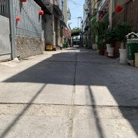 Bán Nhà 2 Tầng, Ngay Tại Trung Tâm Tiện Ích Quận 12. Giá Chỉ 3,670 Triệu Đồng.