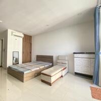 Bán Officetel 39M2 Central Premium Q8, Full Nội Thất, Giá Bán 2,35 Tỷ Bao Hết View Hồ Bơi Liên Hệ: 0938829386