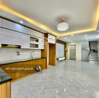 Độc Tôn! Phân Lô Mặt Ngõ Phương Mai, Lô Góc Ô Tô Tránh Vào Nhà, Kinh Doanh Sầm Uất, 10T Thang Máy
