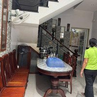 Bán Nhàhẽm Xe Hơicô Bắc P Cô Giang Quận 1.