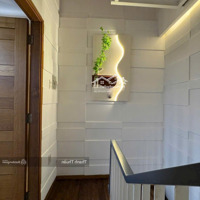 Bán Nhả Dt: 4X15M, 2 Tầng St, Chỉ 12,5 Tỷcó Thương Lượngmạnh Đường Sư Vạn Hạnh, Phường 12, Quận 10