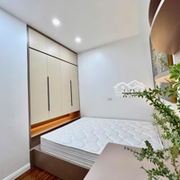 (Giá Thực)Gia Đình Em Cần Bán Căn Hộ Ở Hà Nội Centerpoint 3 Ngủ(82M2).Sẵn Sổ.đủ Nội Thất. Giá Bán 7 Tỷ7