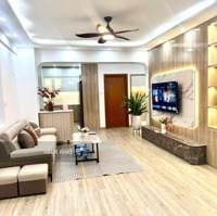 Gấp Hiếm!! Nhà Tập Thể 8/3, 60M, Tầng 3, 2 Ngủ, Full Đồ Ở Luôn, Chỉ 2,29 Tỷ