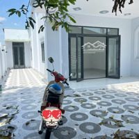 Nhà Thiết Kế Thông Suốt, Sân Ô Tô Gần Chợ Chánh Mỹ - Thủ Dầu Một; Giá Bán 3.3 Tỷ Thương Lượng Bán Nhanh