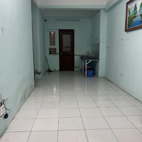 Cho Thuê Căn 2 Ngủ 2 Wc 1 Kháchdiện Tích56M Tầng Thấp Toà 10B Căn Góc Thoáng Mát View Đường 70 Nhà Có