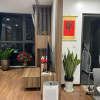 ( Mới) Gia Đình Mình Cần Bán Căn 72M2 Toà Homecity, Trung Kính- Giá Bán 5Ty- Tầng Trung- Nội Thất Full