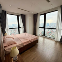 Bán Gấp Căn 170M2 3 Phòng Ngủđầy Đủ Nội Thất Đẹp, Sổ Hồng Sẵn, Có Slot Oto Liên Hệ: 0947795999