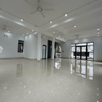 Duy Nhất Tại Mặt Phố Duy Tân, Mặt Tiền 6,5M, 80M2 X 2 Tầng Thông Sàn, Điểm Đẹp