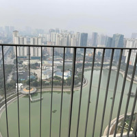 Cho Thuê Căn Hộ 2 Phòng Ngủ Đầy Đủ Nội Thất Tại D''capitale Trần Duy Hưng View Hồ