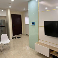 Cho Thuê Căn Hộ 2 Phòng Ngủ Đầy Đủ Nội Thất Tại D''capitale Trần Duy Hưng View Hồ