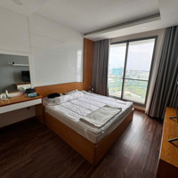 Chỉ Với Gần 7 Tỷ, Sở Hữu Ngay Căn Hộ Cao Cấp Green Valley, Pmh. Nhà Đẹp, Lầu Cao Thoáng Mát