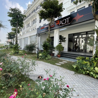 Bán Nhanh Căn Liền Kề Rộng 107.5M2,Mặt Tiền5M, Đường 13.5M, Giá 210 Triệu/M2 Đất Tại Louis City Hoàng Mai