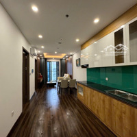 Cho Thuê Căn 2 Ngủ 2 Vệ Sinh. Có Tủ Bếp, Điều Hoà, Rèm Giá Bán 8 Triệu (Bao Phí)