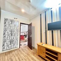 Cho thuê phòng cửa sổ to ngay Cộng Hoà, Tân Bình full nội thất sạch sẽ