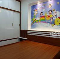Bán Căn Hộ Chung Cư View Đẹp Tại 170 Đê La Thành, Giá Hơn 8 Tỷ Vnd, 154M2, 3 Phòng Ngủ 3Wc