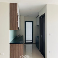 Cho Thuê Căn Hộ 2 Ngủ 71 M2 Rẻ Nhất Rose Town 79 Ngọc Hồi
