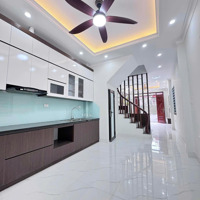 Bán Nhà Văn Hội Bắc Từ Liêm ,40M2 5 Tầng,Nhà Mới, Ngõ Thoáng, Gần Phố