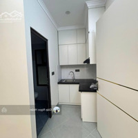 Bán Chdv Cầu Giấy 55M2X6Tầng Thang Máy Lô Góc 2 Thoáng Dòng 6%/Năm