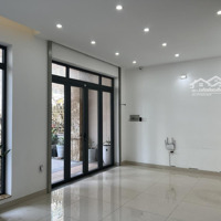 Cho Thuê Nhà Thiết Kế Văn Phòng 7,5X20 Him Lam Kênh Tẻ Q7
