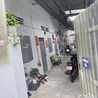 Bán Dãy Trọ Gồm 5 Phòng Cho Thuê Kín , Ngay Cổng Chào Bình Dương 122M(6X20,1)