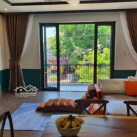 Bán Nhanh Nhà 2 Tầng Mặt Tiền Bà Huyện Thanh Quan- Nhà Homestay Đẹp Full Nội Thất Có Sẵn Dòng Tiền