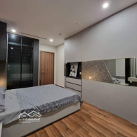 Vợ Chồng Mình Cần Bán Eco Green City, 6,2 Tỷ, 94M2, 3 Phòng Ngủ+ 2 Vệ Sinh Tầng Trung, View Thoáng Vô Cùng
