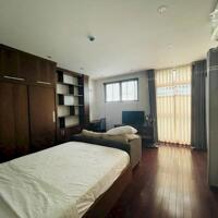 BÁN GẤP NHÀ MP LINH LANG,ĐÀO TẤN.DT:120M2.NHÀ XÂY SẴN 7 TẦNG THANG MÁY.NHÀ 1 MP,1 MẶT NGÕ Ô TÔ.KD