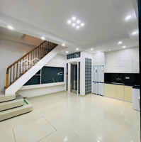 Cần Bán Nhà Trung Tâm Q. Cầu Giấy - Mặt Tiền 6.6M - Nhà Xây Mới, 6 Tầng, Có Thang Máy