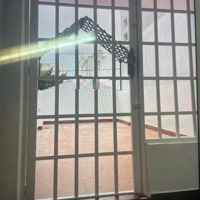 Cho Thuê Nhàmặt Tiềntân Trang P. 9 Quận Tân Bình, Giá Bán 12,5 Triệu/Th, 37,5M2