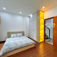 Bán Gấp Nr 5 Tầng, , Kim Hoa, Nam Đồng, Đống Đa, Hn, Giá Siêu Hời 7,8 Tỷ - 10 Mét Ra Ô Tô Tránh .