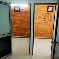 Cho Thuê 2 Phòng Ngủsân Vườn Full Nội Thất Đường Oto Hoàng Hoa Thám