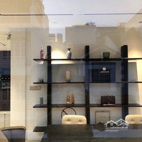 Bán Nhàhẽm Xe Hơicách Mặt Tiền Nguyễn Thiện Thuật, 30M, Quận 3, 10X18M, Giá Bán 36 Tỷ