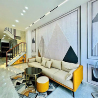 Chú Ba Gởi Bán Căn Nhà Ngay Công Viên Lê Thị Riêng Giá Bán 3Tỷ650/61,6M2 - Hồ Bá Kiện, P. 15, Q. 10