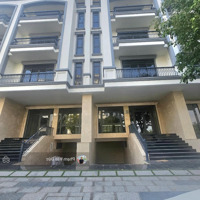 Bán Nhà Kđt Vạn Phúc Hầm 4 Lầu .Diện Tích100M ( 5X20 )Chủ Cần Bán Giá Tốt Nhất Hiện Tại