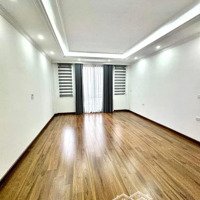 Bán Nhà Huỳnh Thúc Kháng 55M 4.5 Tầng Ô Tô Tránh Kinh Doanh 17.9 Tỷ Đống Đa.