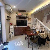 Nhà Đẹp 3 Tầng Ở Ngay Nhỉnh 3 Tỷ Ô Tô Đỗ Cửa Đầu Phố Nguyễn Văn Cừ 10 Phút Sang Phố Cổ Hà Nội