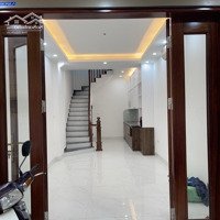 - Nhà Đẹp Hàm Nghi Siêu Hiếm ,32M , 5 Tầng - Giá Bán 8.6 Tỷ Nam Từ Liêm - Nhà Mới Xây Đẹp Ko Tì Vết