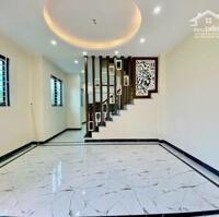 Bán nhà 39m2 cạnh UBND xã Liên Trung, Đan Phượng. Nhà xây 4 tầng, mặt ngõ thông Ôtô đỗ cửa