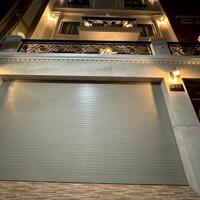 Phạm Văn Hai - P5 - Q.Tân Bình - Ngang 7 x 9M - Siêu Phẩm 4 Tầng - Giá : 11,9 Tỷ