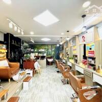 Nhà Hẻm Xe Tải Đường Cách Mạng Tháng 8 Phường 12 Quận 10.